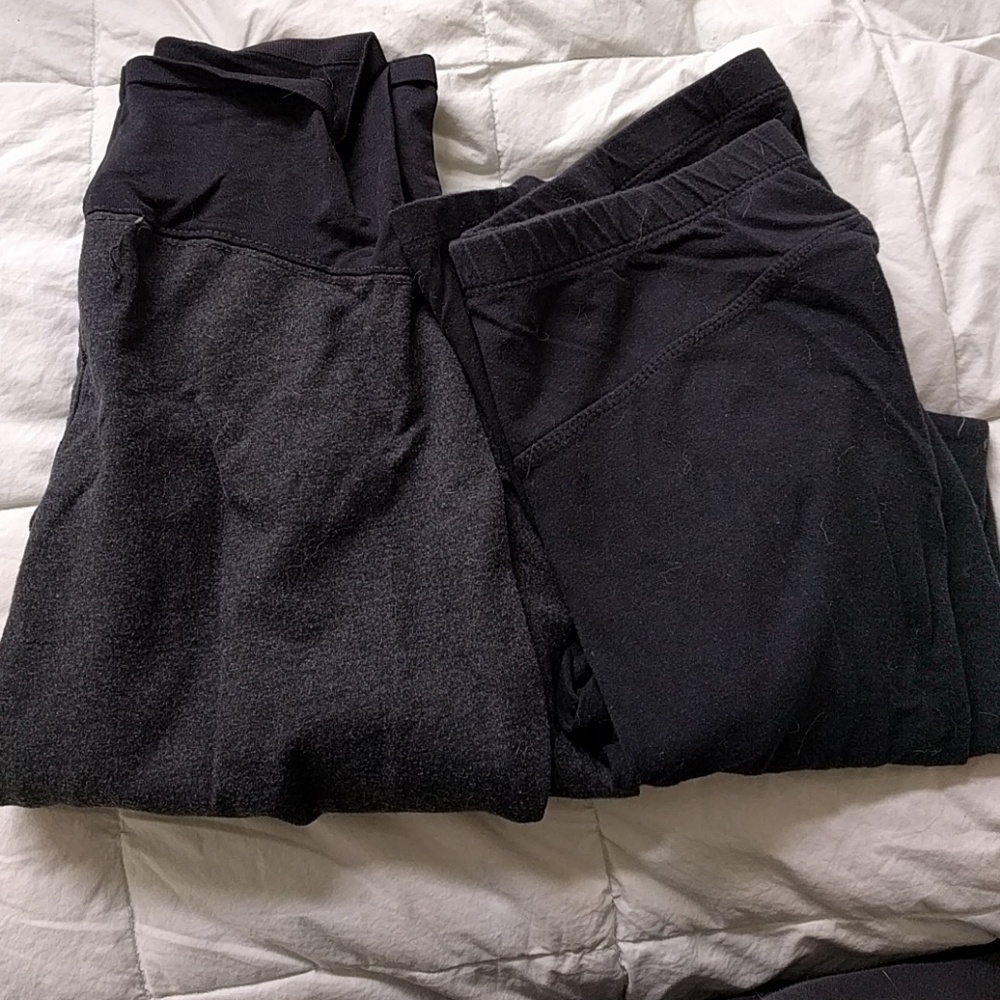 Set of 2 Old Navy maternity leggings